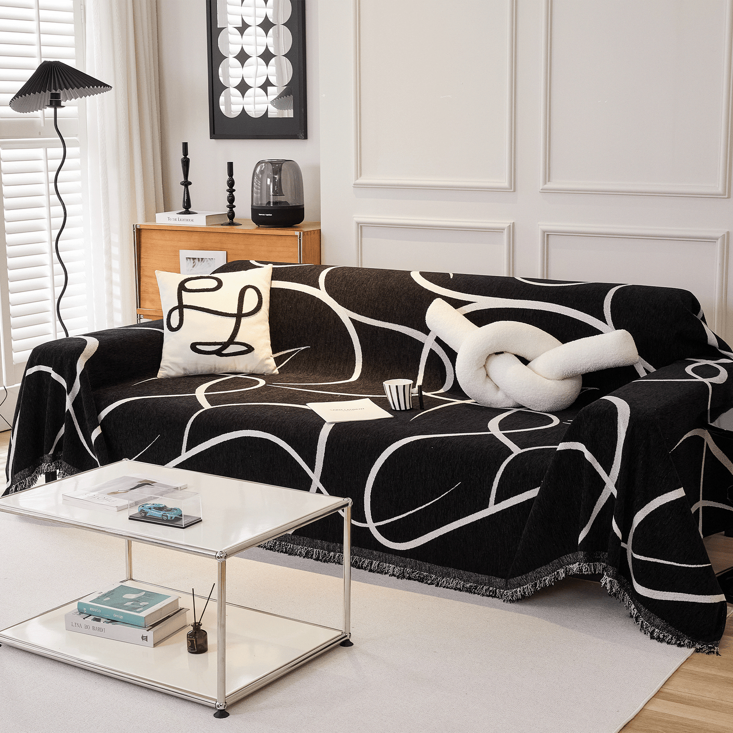Copridivano in Tessuto Luminoso con Eleganza Lunare per Creare un’Arredamento Raffinato e Moderno