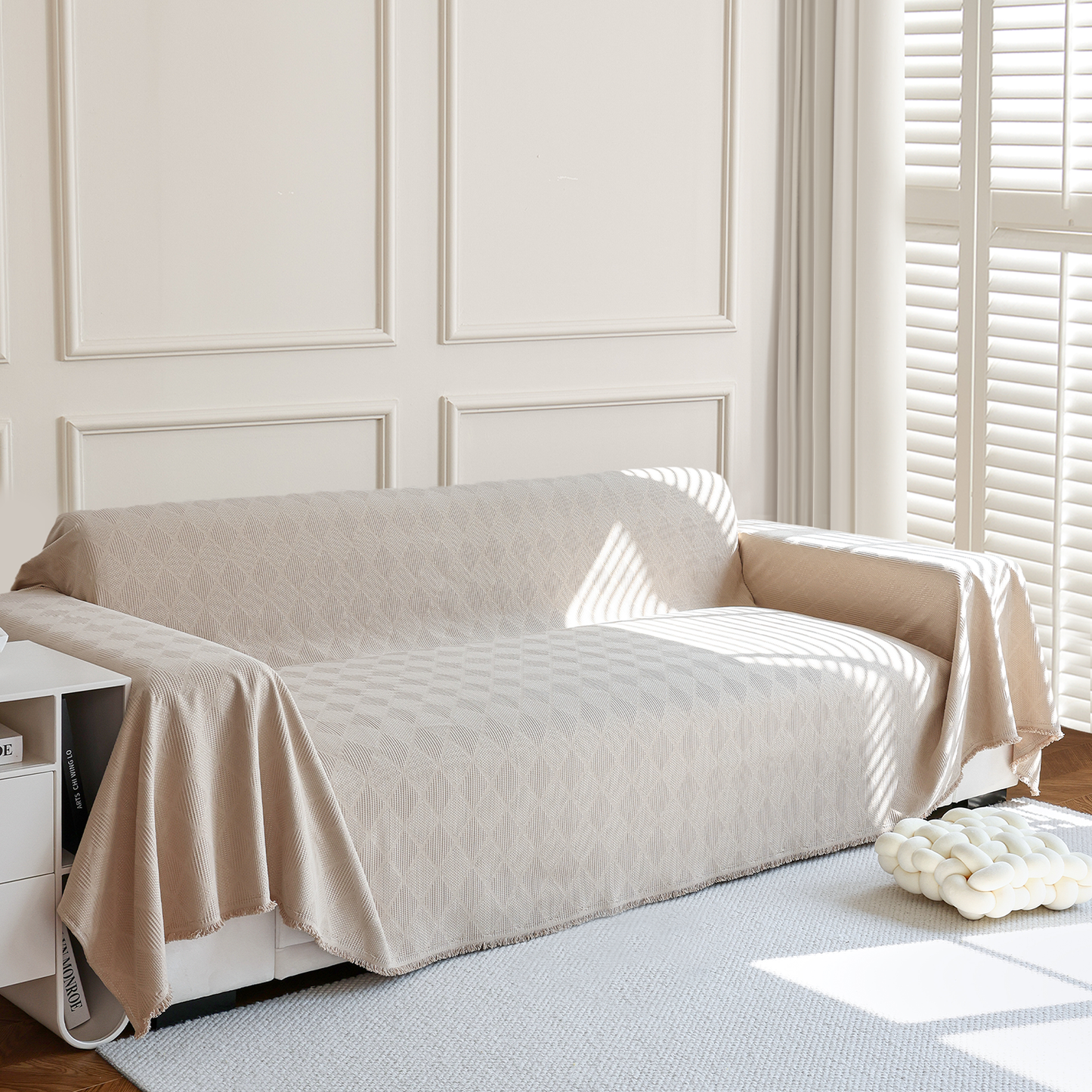 Copridivano con Eleganza Segreta e Design Raffinato, Perfetto per Ambienti Ricercati e Accoglienti