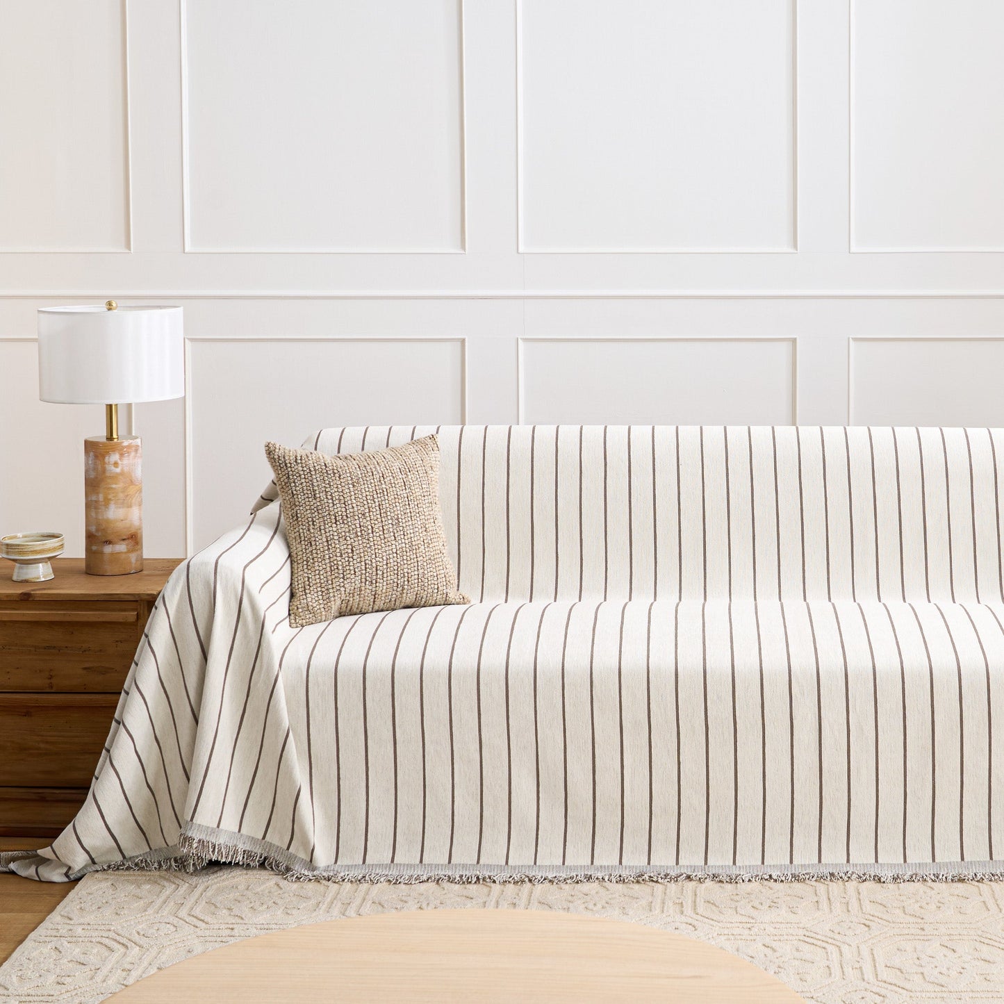 Copridivano Reversibile con Motivo a Linee Moderne per un'Arredamento Versatile e di Tendenza