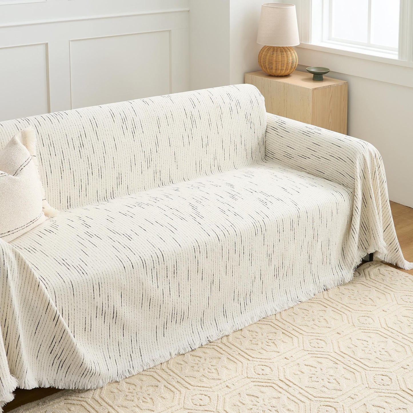 Copridivano in Morbida Chenille Jacquard con Design Elegante e Confort Avvolgente