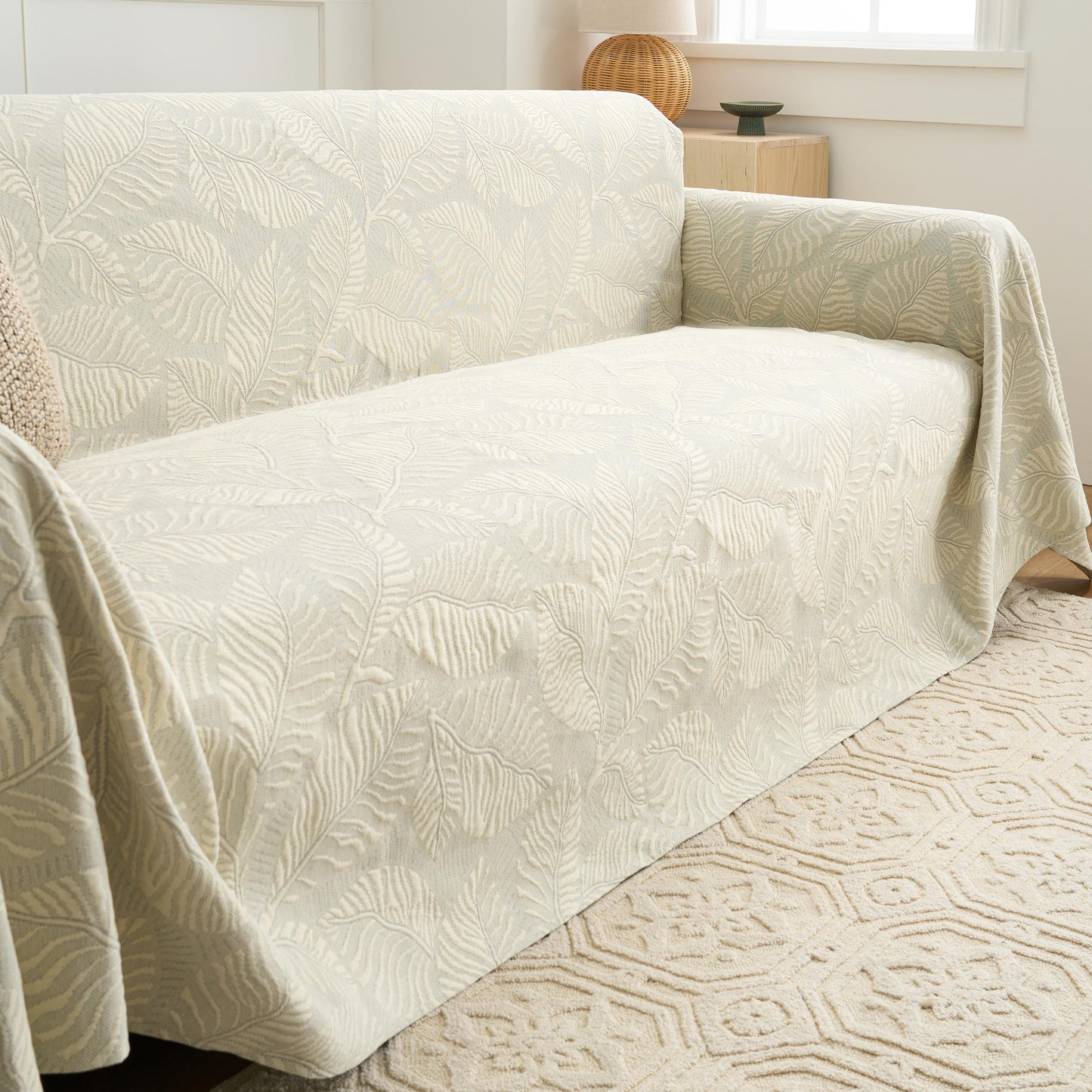 Copridivano Elegante con Design Naturale e Sofisticato per un'Armonia Raffinata e Contemporanea
