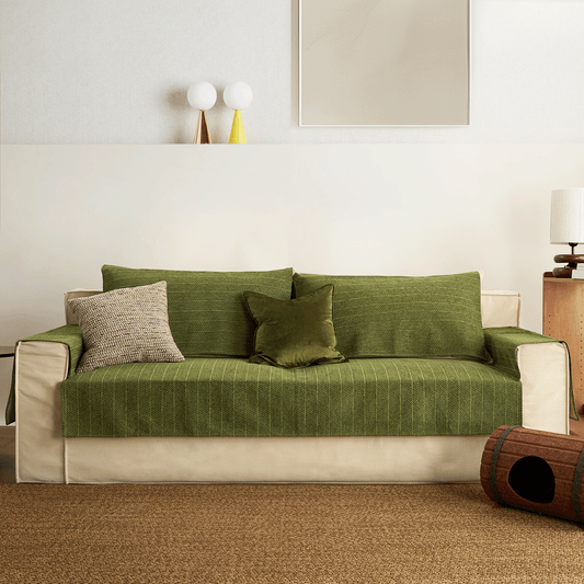Copridivano con Aspetto Lussuoso in Tessuto Prestige, Perfetto per Chi Cerca Eleganza e Funzionalità
