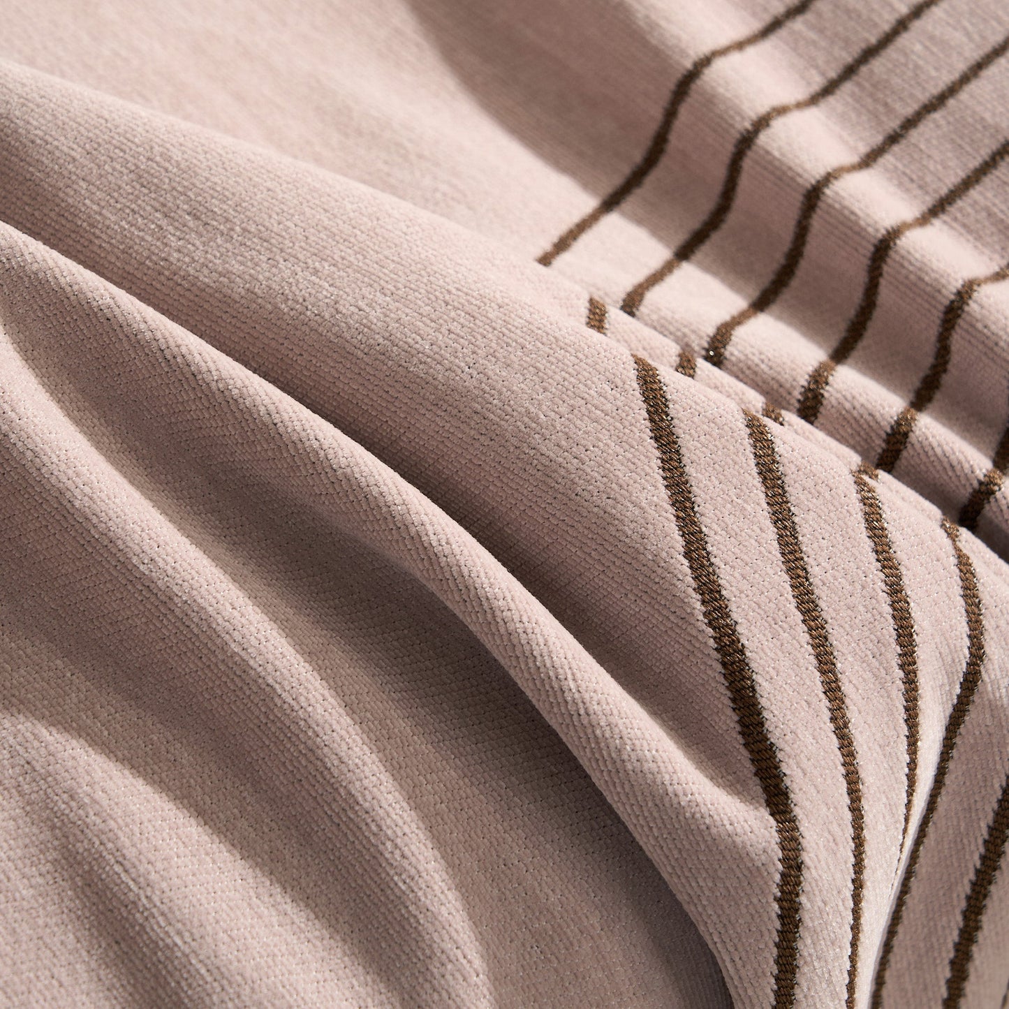 Copridivano Reversibile in Tessuto Confortevole con Design Funzionale e Look Versatile