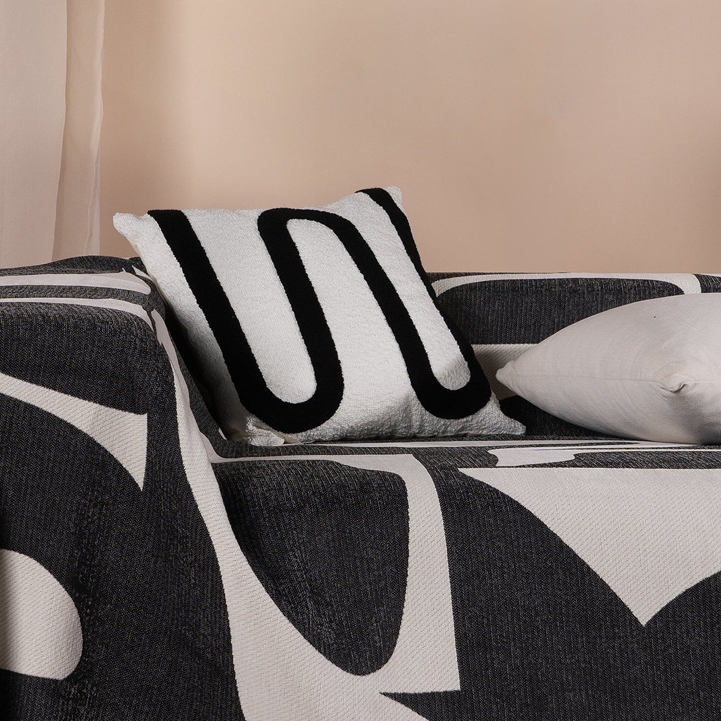 Elegante Copricuscino con Motivo Chic e Finiture di Alta Qualità