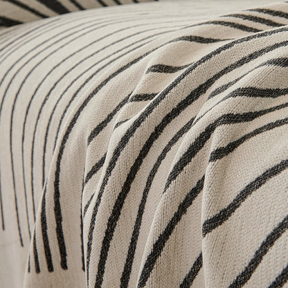 Copridivano Raffinato e Reversibile in Jacquard, Perfetto per Ambienti Eleganti